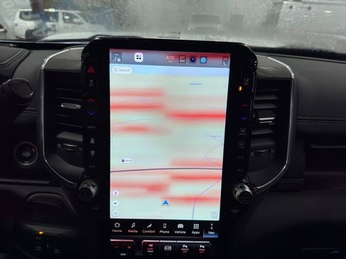 Used 2025 RAM 2500 Laramie image 41