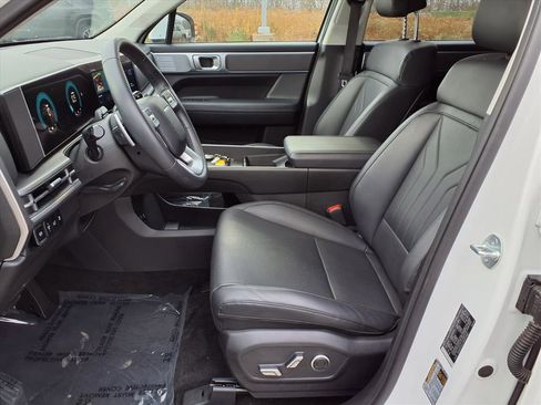 Used 2025 Hyundai Santa Fe SEL image 23