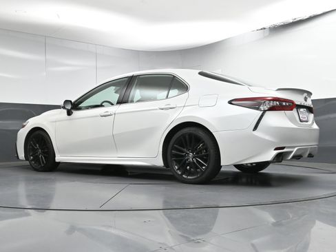 Used 2023 Toyota Camry XSE image 29