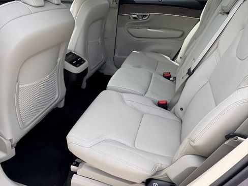 New 2026 Volvo XC90 B6 Ultra w/ Protection Package Premier AWD/4WD image 22