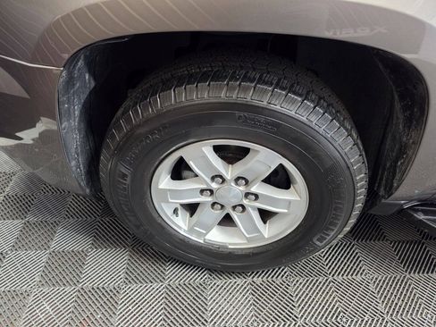 Used 2014 GMC Yukon XL SLT RWD image 34