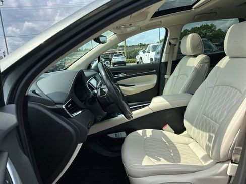 Used 2023 Buick Enclave Avenir w/ LPO, Floor Liner Package AWD/4WD image 33