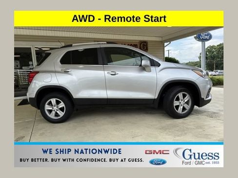 Used 2018 Chevrolet Trax LT w/ LT Convenience Package AWD/4WD image 1