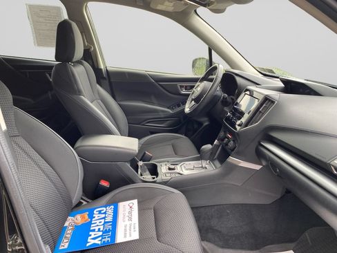 Used 2021 Subaru Forester Premium AWD/4WD image 11