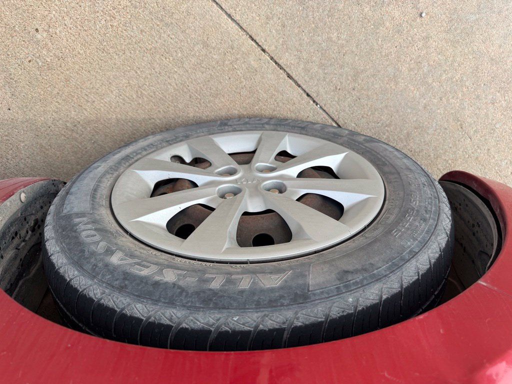 Used 2014 Kia Rio LX FWD image 14