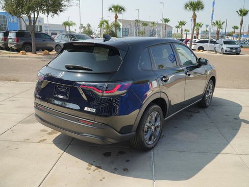 New 2026 Honda HR-V LX image 7