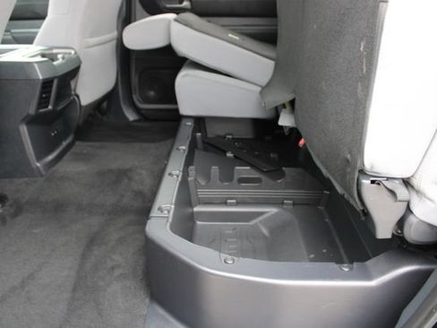 Used 2025 Toyota Tundra SR5 AWD/4WD image 42