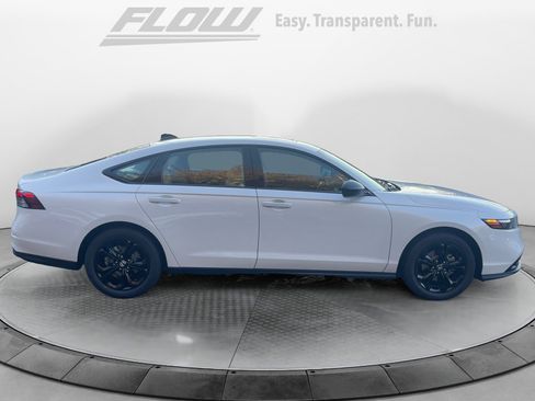 New 2025 Honda Accord SE image 8