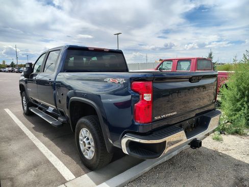 Certified 2022 Chevrolet Silverado 2500 LT w/ Convenience Package AWD/4WD image 6