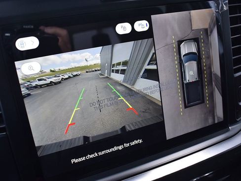 New 2026 Ford F350 Lariat w/ FX4 Off-Road Package image 22