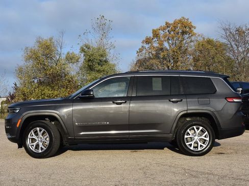 Used 2022 Jeep Grand Cherokee L Limited image 3