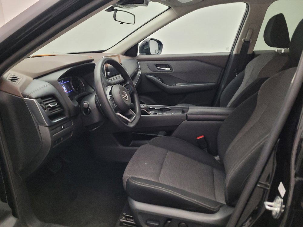 Used 2023 Nissan Rogue SV FWD image 17