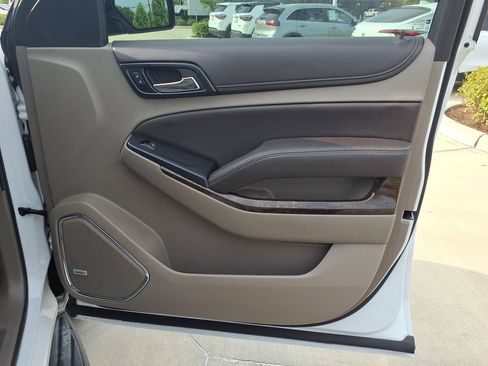 Used 2016 Chevrolet Tahoe LT RWD image 25
