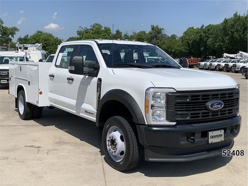 Used 2023 Ford F550 4x4 Crew Cab Super Duty image 3