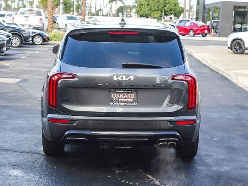 Used 2022 Kia Telluride EX w/ EX Premium Package image 5