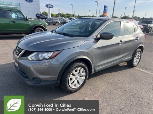 Used 2019 Nissan Rogue Sport S AWD/4WD image 4