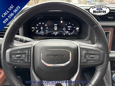 Used 2023 GMC Yukon Denali Ultimate image 18