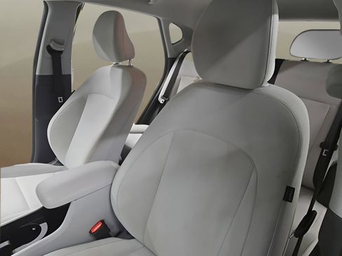 Used 2024 Hyundai Kona SEL FWD image 12