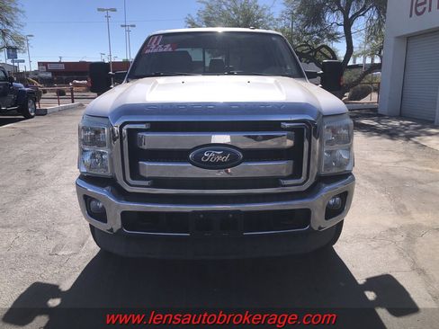 Used 2011 Ford F250 Lariat w/ Lariat Ultimate Pkg image 3