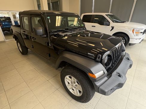 Used 2021 Jeep Gladiator Sport w/ Trailer Tow Package image 2