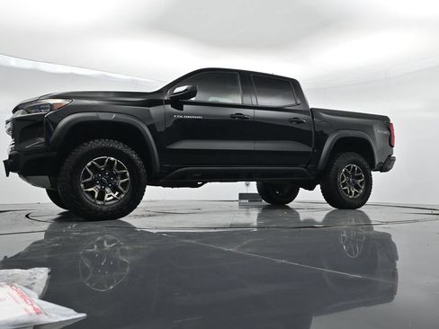 Used 2025 Chevrolet Colorado ZR2 AWD/4WD image 26