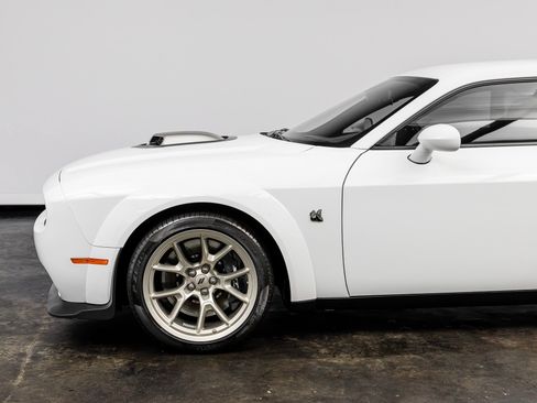 Used 2023 Dodge Challenger R/T Scat Pack RWD image 11