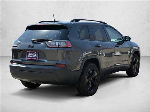 Used 2020 Jeep Cherokee Latitude Plus image 5
