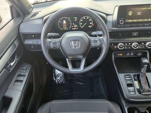 Used 2025 Honda CR-V Sport image 12