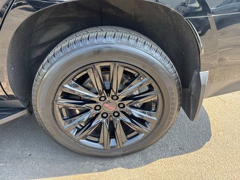 Used 2023 GMC Yukon Denali w/ LPO, Floor Liner Package AWD/4WD image 13