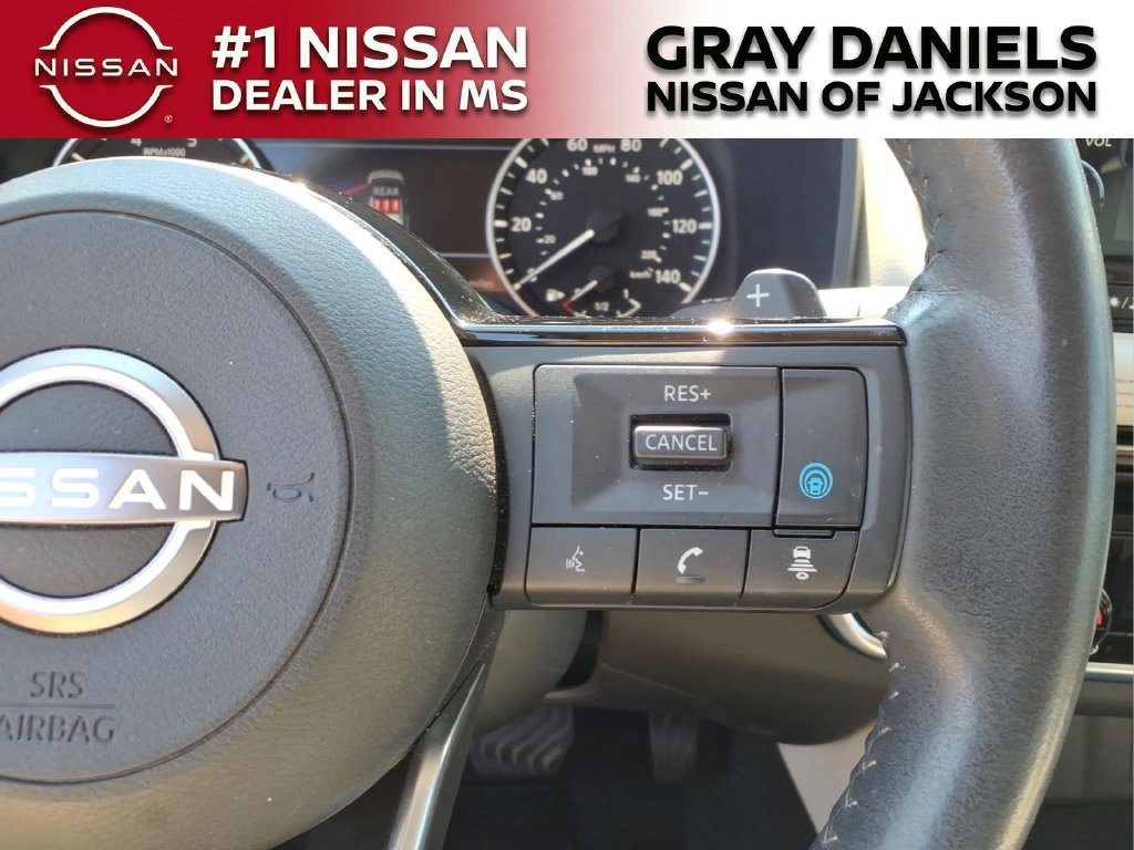 Used 2023 Nissan Rogue SL w/ SL Premium Package FWD image 15