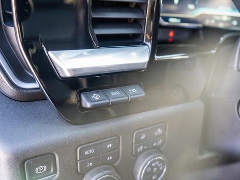 Used 2022 Chevrolet Silverado 1500 High Country w/ High Country Premium Package image 28