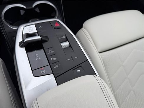 New 2026 BMW X1 xDrive28i w/ Convenience Package image 21