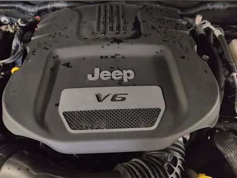 Used 2017 Jeep Wrangler Unlimited Sport AWD/4WD image 30