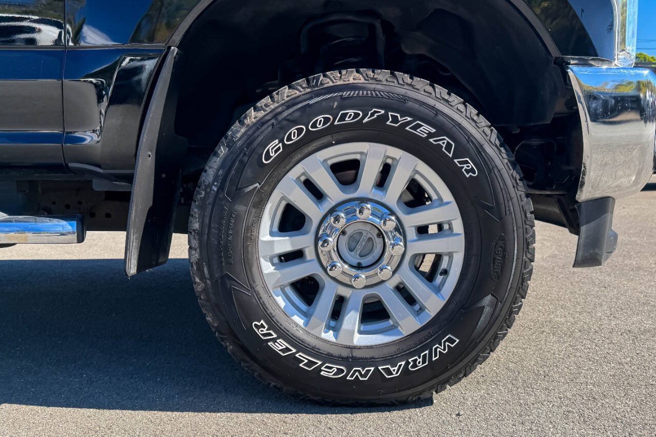 Used 2017 Ford F350 XLT AWD/4WD image 11