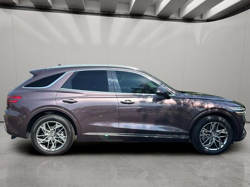 Used 2022 Genesis GV70 2.5T w/ Advanced Package AWD/4WD image 6