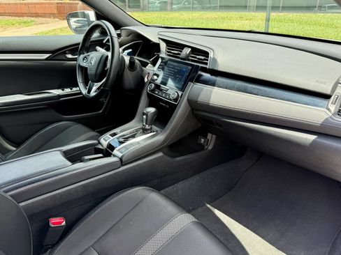 Used 2021 Honda Civic Sport image 14