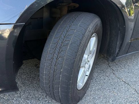 Used 2013 Dodge Grand Caravan SE FWD image 36