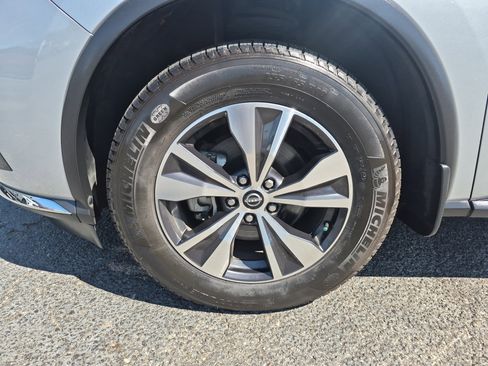 Used 2024 Nissan Murano SV image 7