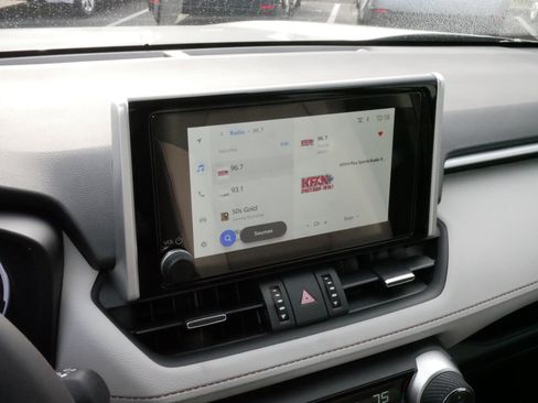 Certified 2025 Toyota RAV4 XLE Premium image 22