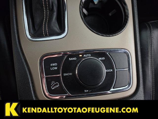 Used 2017 Jeep Grand Cherokee Limited w/ Luxury Group II AWD/4WD image 21