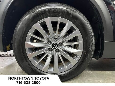 Used 2024 MAZDA CX-90 3.3 Turbo w/ Select Package image 32