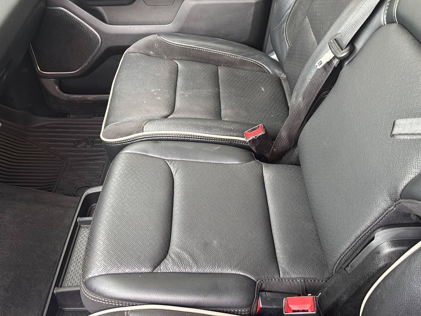 Used 2021 RAM 1500 Laramie AWD/4WD image 34