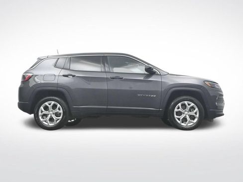 Used 2024 Jeep Compass Sport AWD/4WD image 47