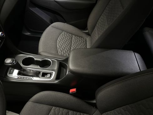 Used 2019 Chevrolet Equinox LT image 34