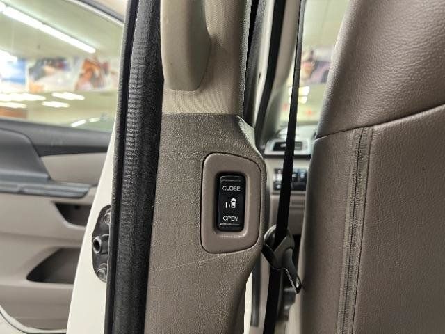 Used 2014 Honda Odyssey Touring image 36