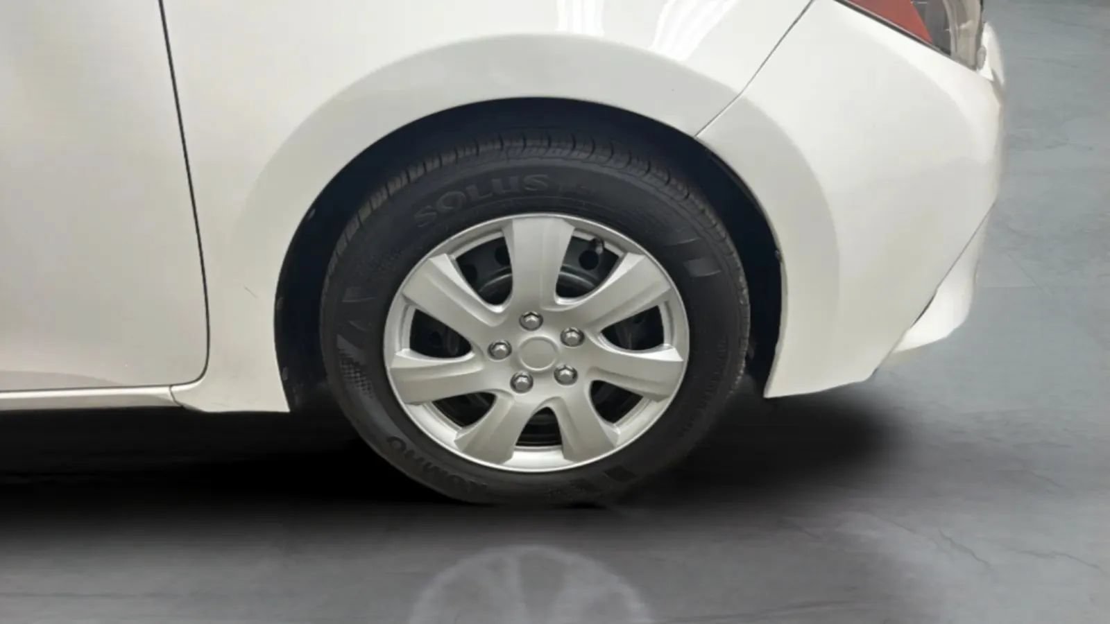 Used 2016 Toyota Corolla LE FWD image 23