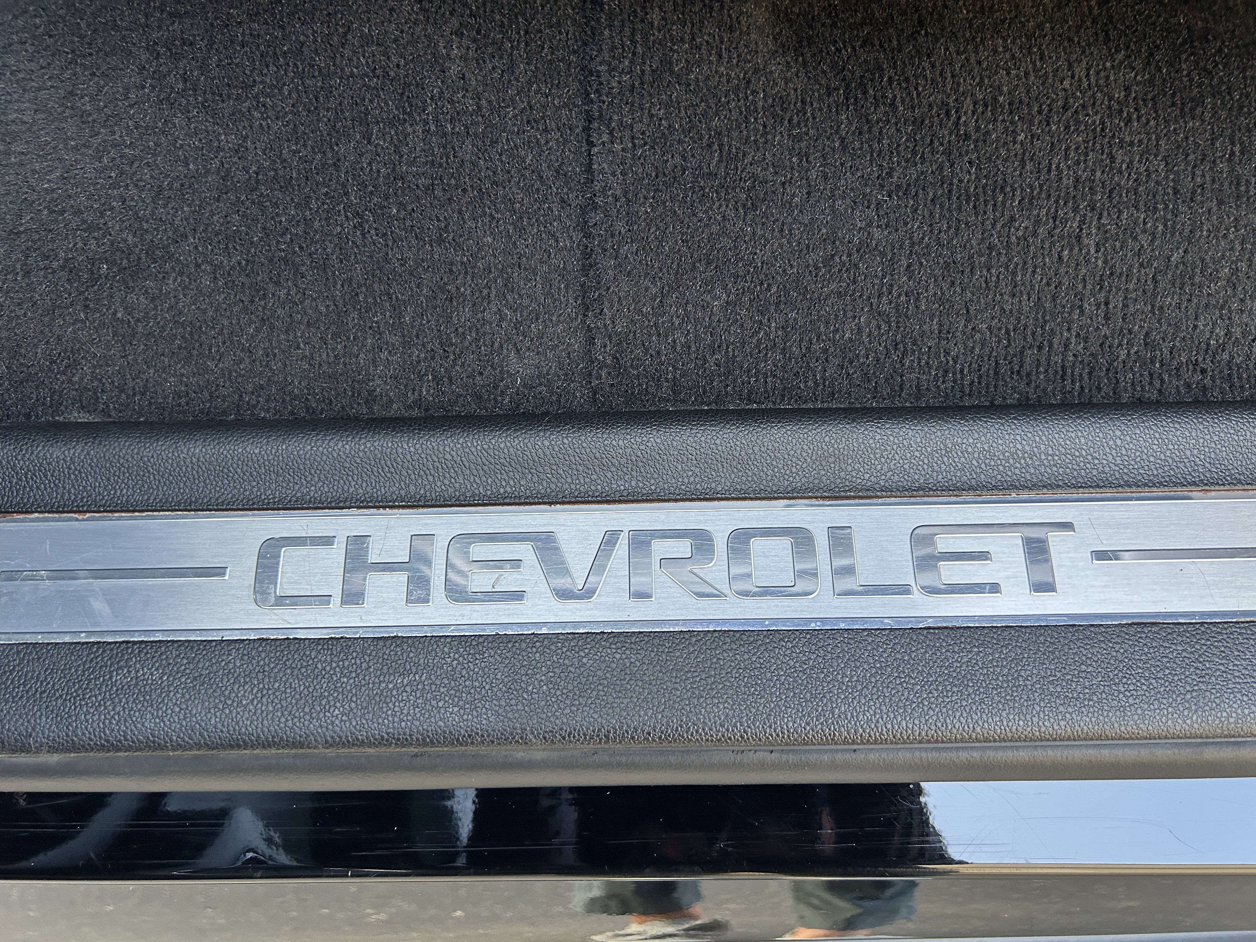 Used 2019 Chevrolet Suburban Premier AWD/4WD image 34