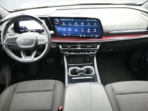 Used 2024 Chevrolet Traverse Z71 w/ Enhanced Driving Package image 26