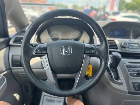 Used 2015 Honda Odyssey LX image 32