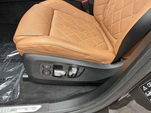 Certified 2025 BMW X5 M60i w/ Executive Package image 28